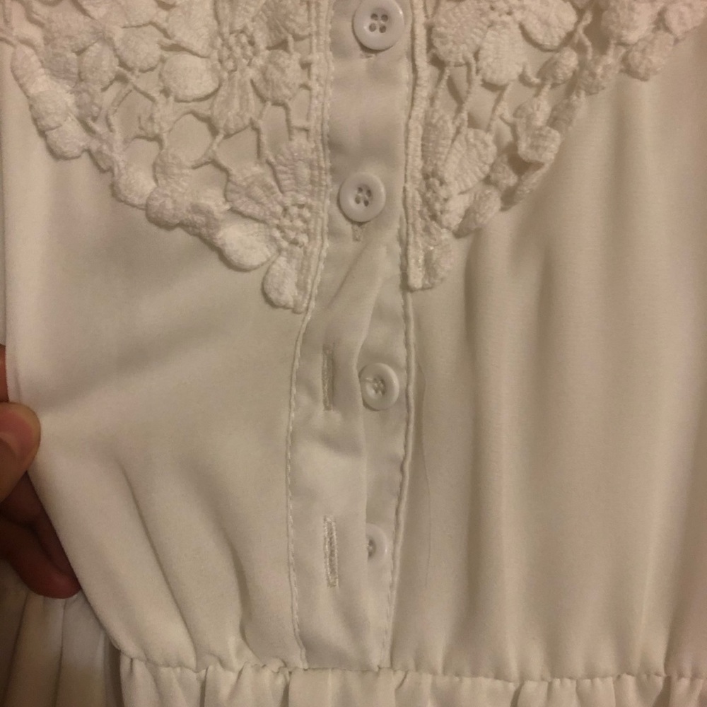 Ivory Romper - Picture 5 of 7
